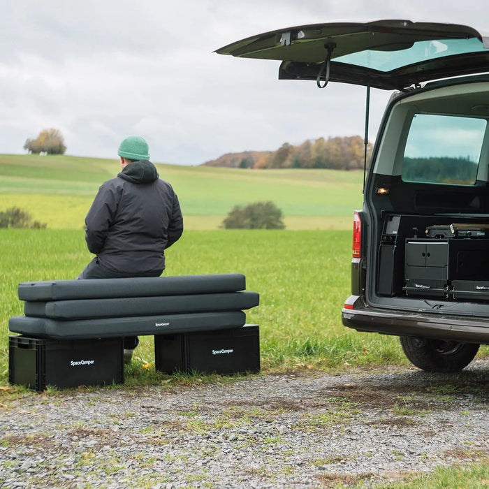 SpaceLounge letto e piano di appoggio per VW T5 / T6 / T6.1 Multivan & Beach di SpaceCamper Modular