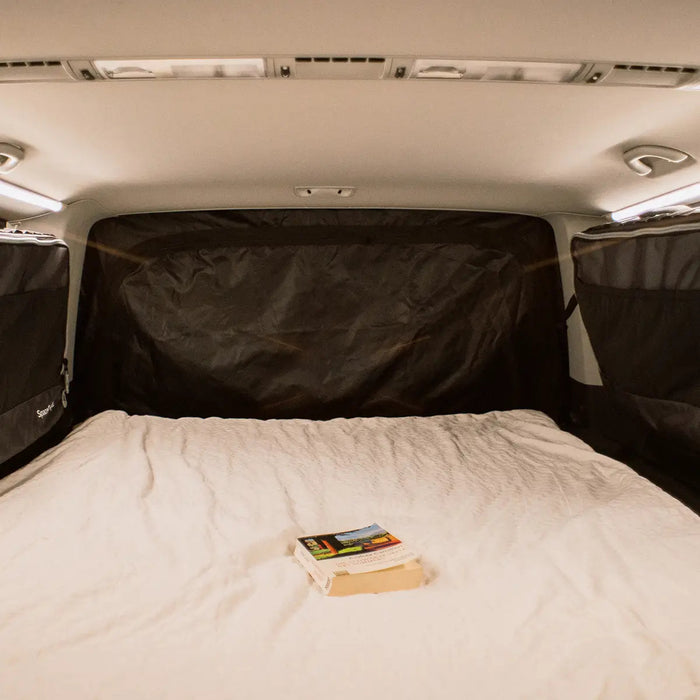 SpaceLounge letto e piano di appoggio per VW T5 / T6 / T6.1 Multivan & Beach di SpaceCamper Modular